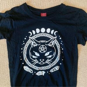 Cat moon phases goth shirt small